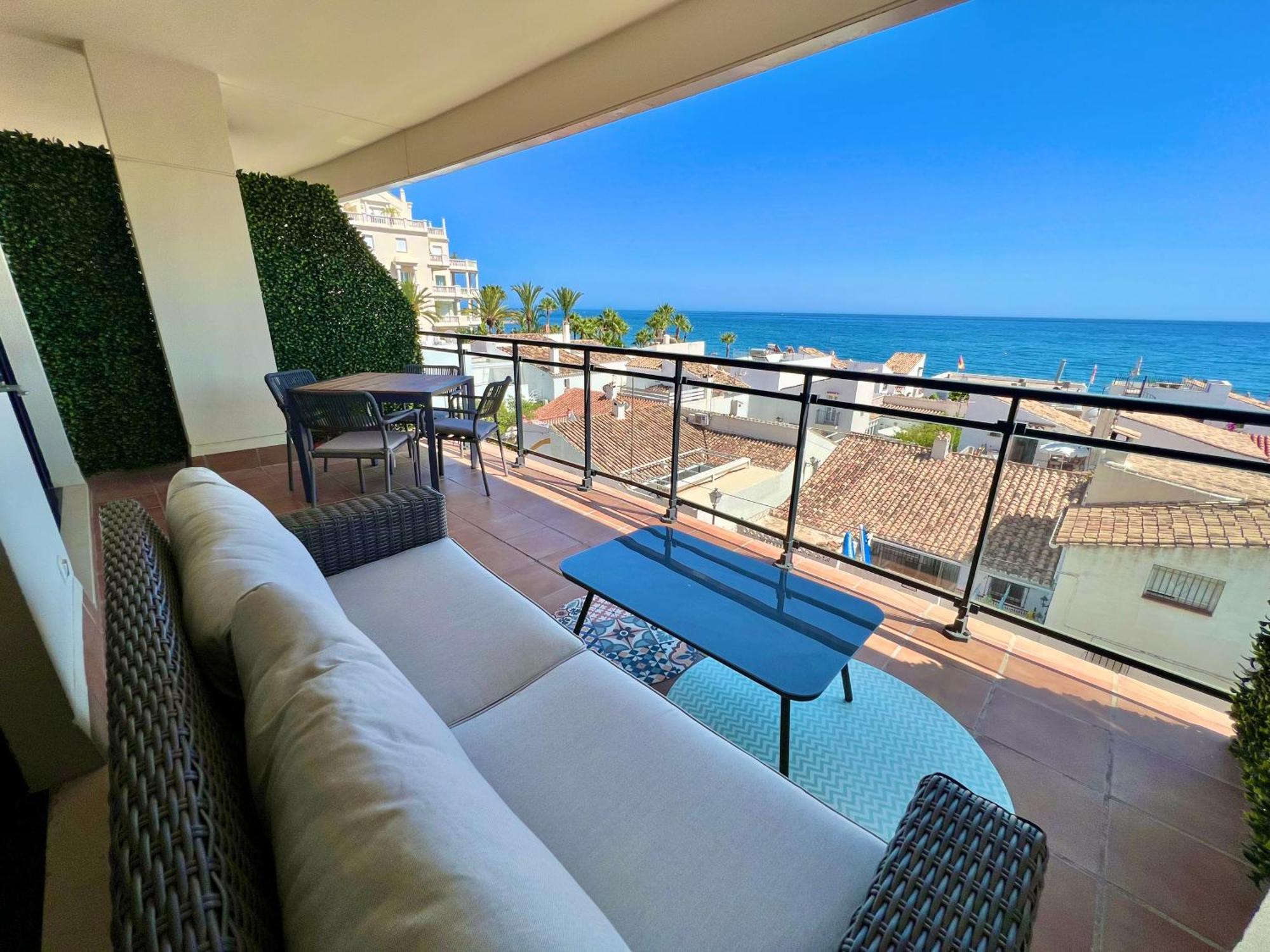 Breathtaking Sea View Apartment Estepona Exterior photo